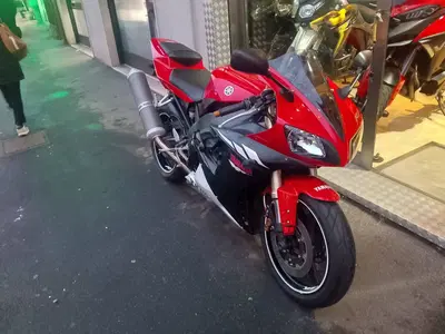 Yamaha YZF R1 (2002 - 03) usata