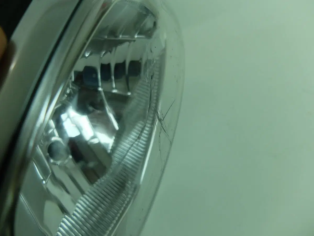 Faro anteriore sinistro Triumph Speed triple 1050 (12)