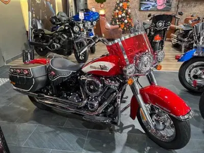 Harley-Davidson Hydra-Glide Revival (2024 - 25) usata