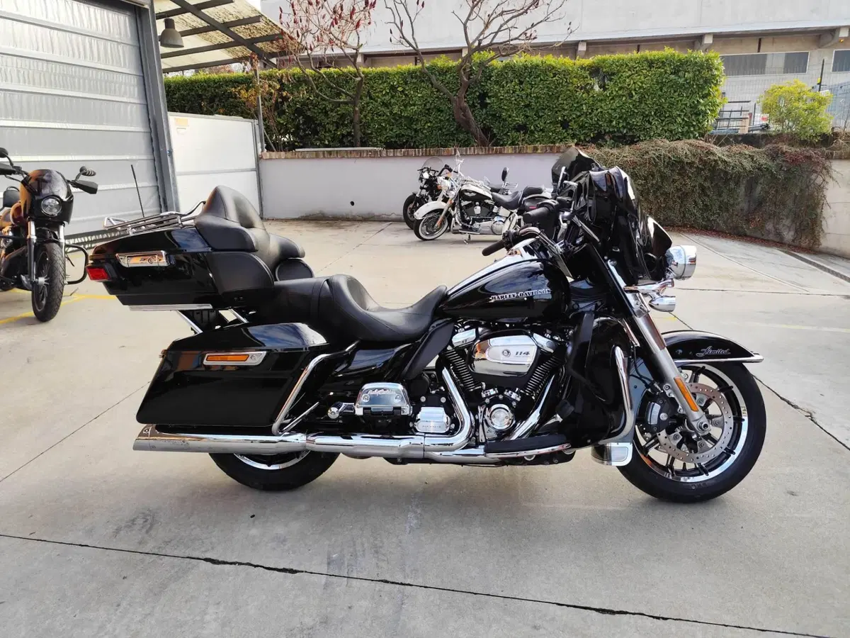 Harley-Davidson 114 Electra Glide Ultra Limited (2020) - FLHTK