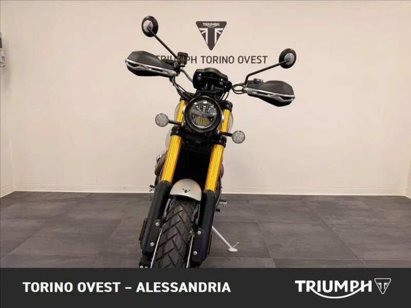 Triumph Scrambler 1200 XE (2021 - 23) (2)
