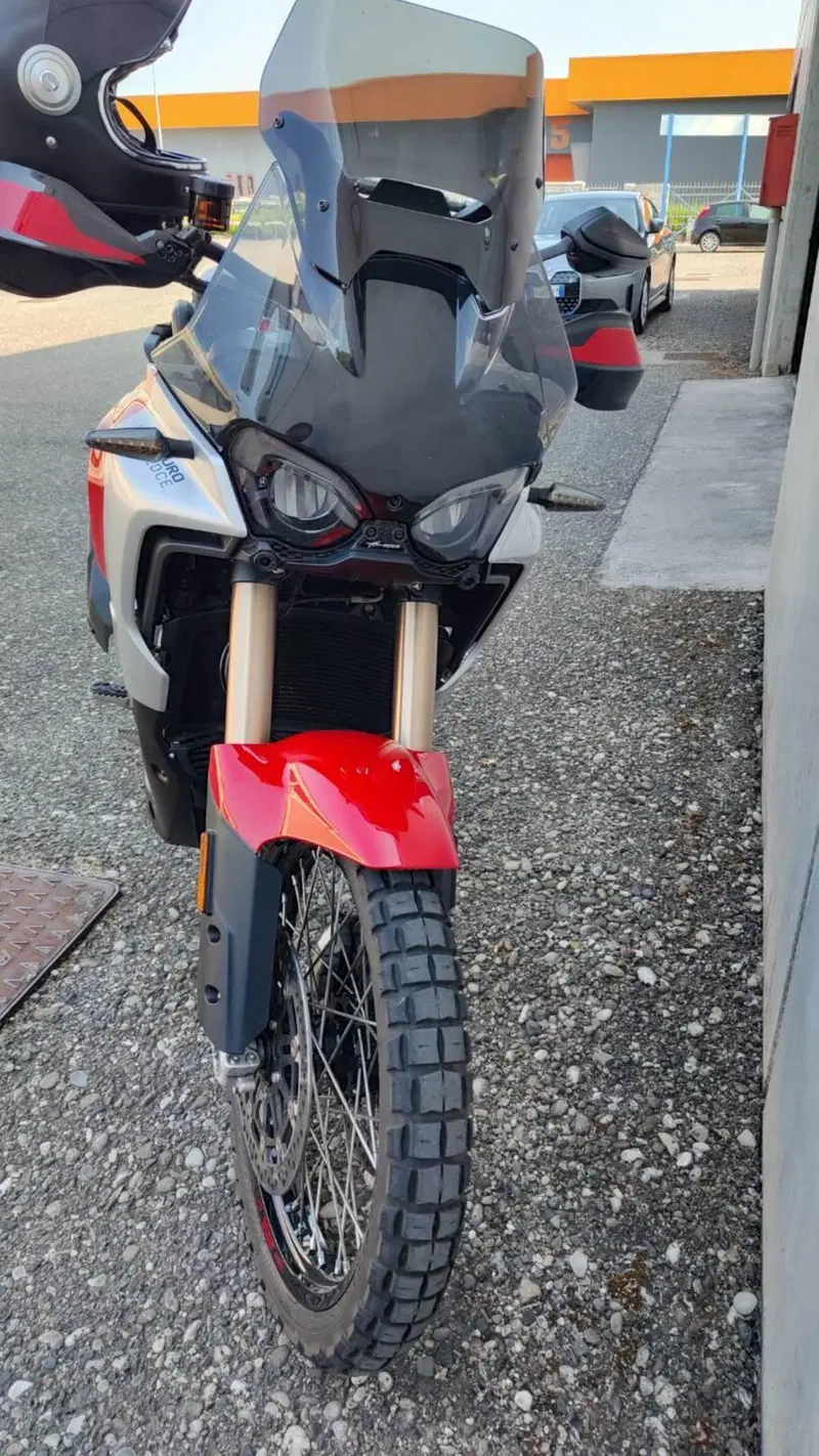 MV Agusta LXP Enduro Veloce (2024 - 25) (3)
