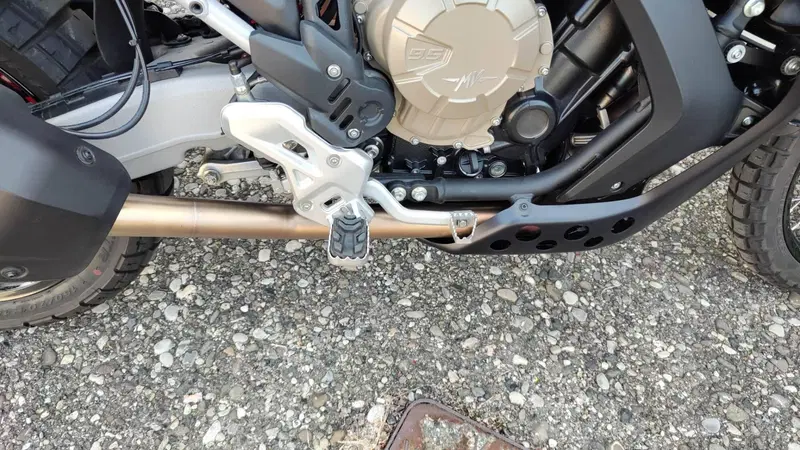 MV Agusta LXP Enduro Veloce (2024 - 25) (4)