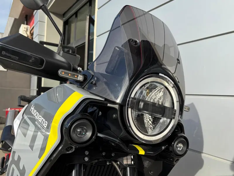 Husqvarna Norden 901 (2022 - 26) (4)