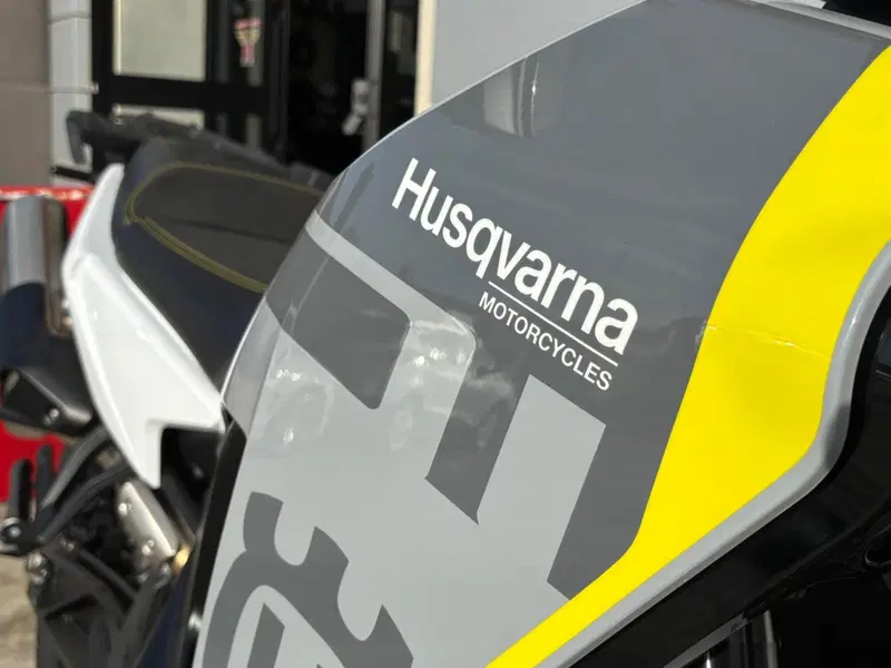 Husqvarna Norden 901 (2022 - 26) (5)
