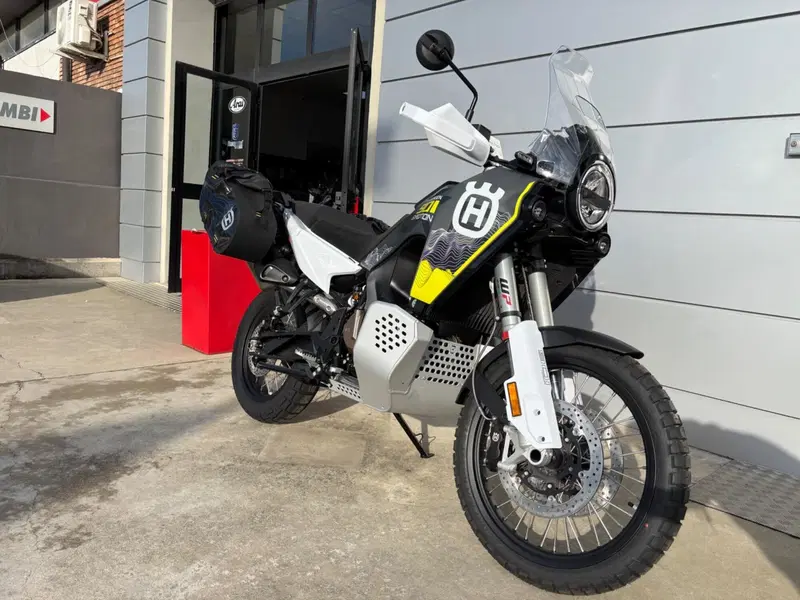 Husqvarna Norden 901 Expedition (2025 - 26) (2)