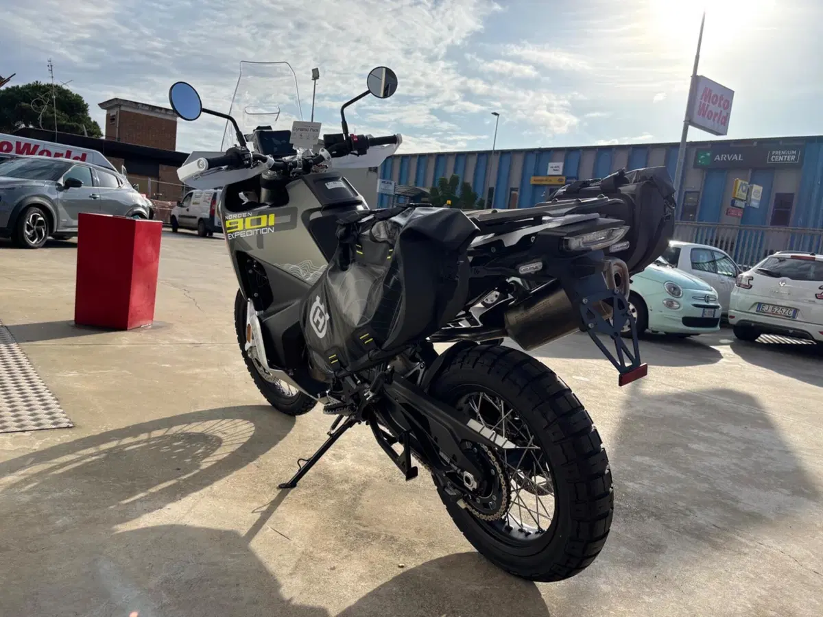 Husqvarna Norden 901 Expedition (2025 - 26) (7)