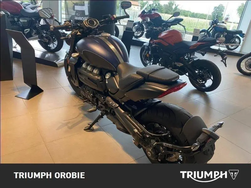 Triumph Rocket 3 Storm R (2024 - 26) (3)