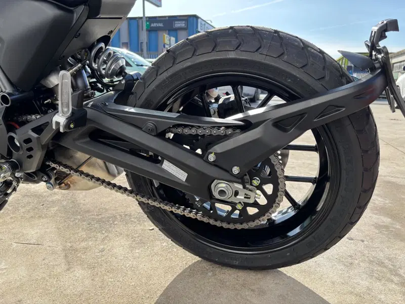 Ducati Scrambler 800 Icon Dark (2025 - 26) (12)