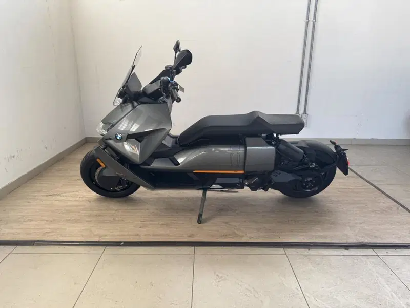 Bmw CE 04 (2021 - 25) (8)