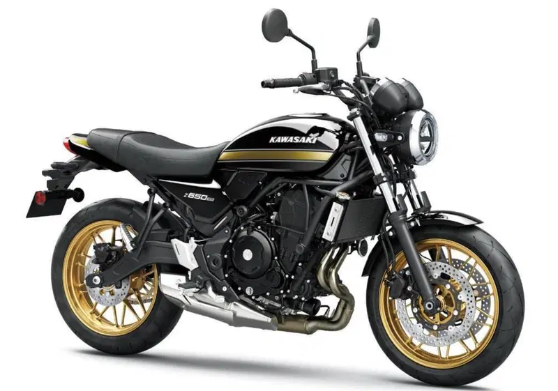 Kawasaki Z 650 RS (2025 - 26) (2)