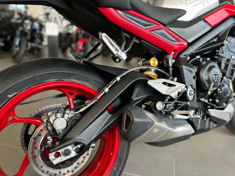 Triumph Street Triple 765 RX (2026) (6)