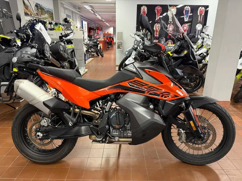 KTM 890 Adventure (2022)