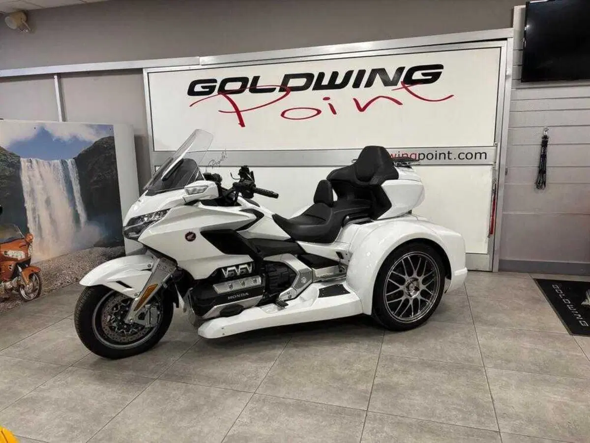 Honda GL 1800 Gold Wing Tour DCT & Airbag: l'usato del giorno di Moto.it [GALLERY] (10)