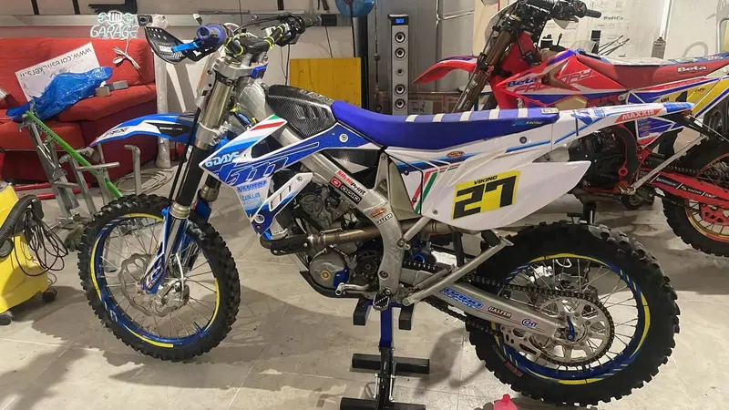 Tm Moto EN 300 Fi 4t (2020)