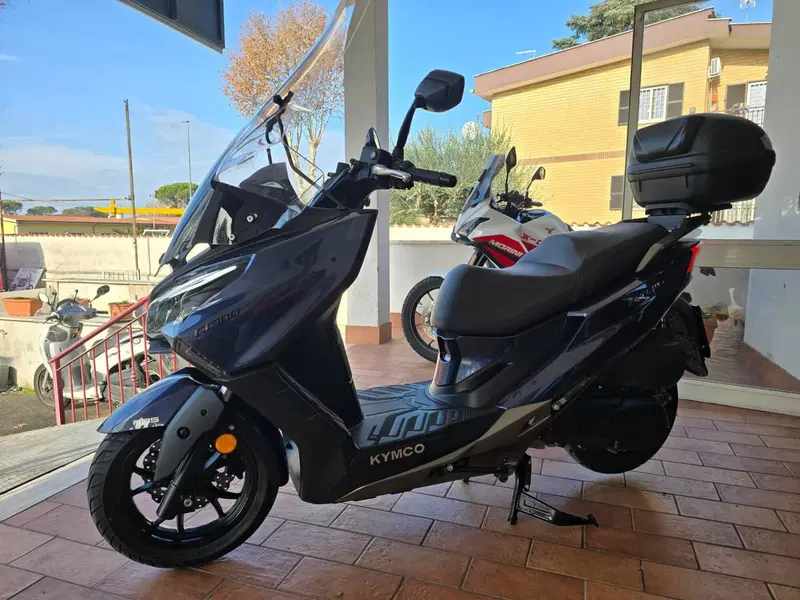Kymco X-Town 300i (2025 - 26) (2)