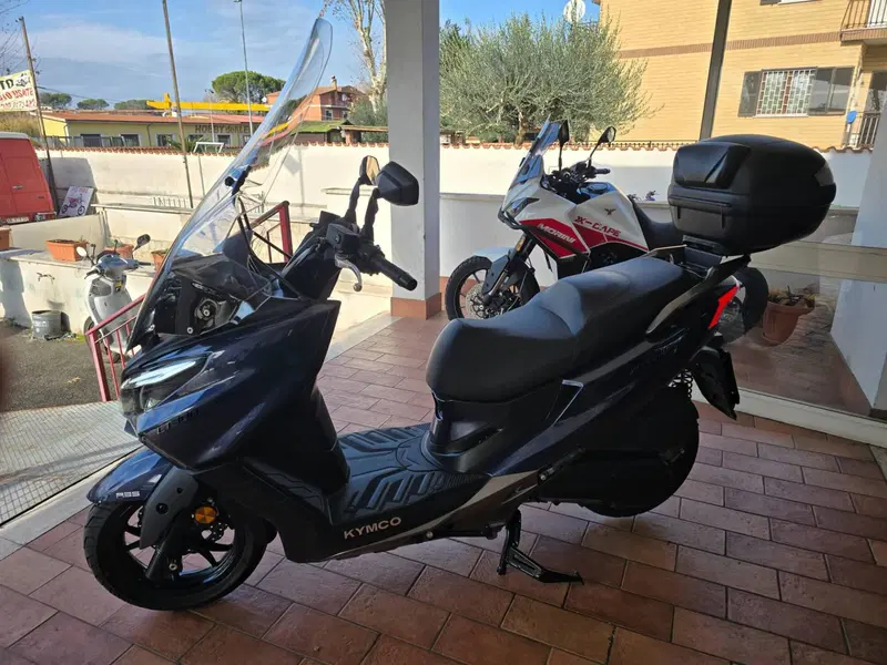 Kymco X-Town 300i (2025 - 26) (4)
