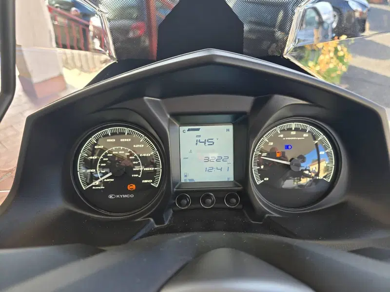 Kymco X-Town 300i (2025 - 26) (11)