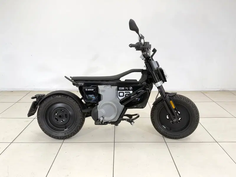 Bmw CE 02 (2024 - 26)