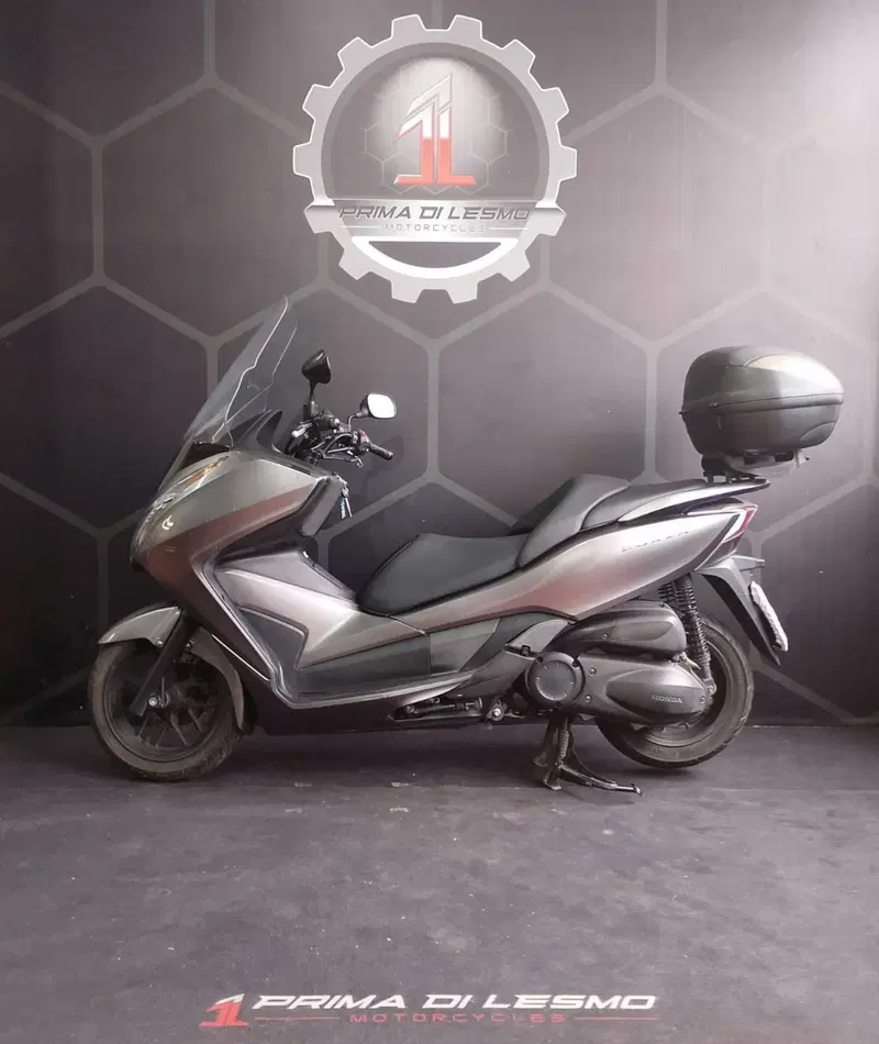 Honda Forza 300 ABS (2013 - 17) (3)