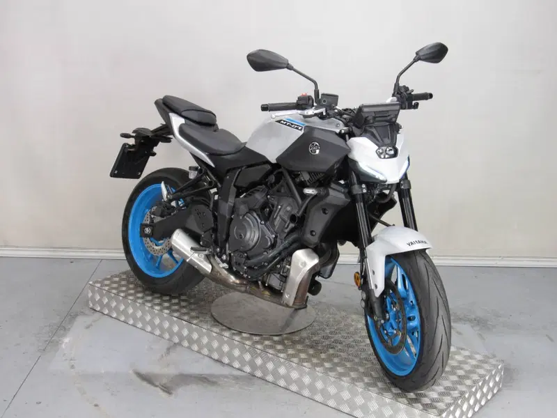 Yamaha MT-07 Y-AMT (2025 - 26) (2)