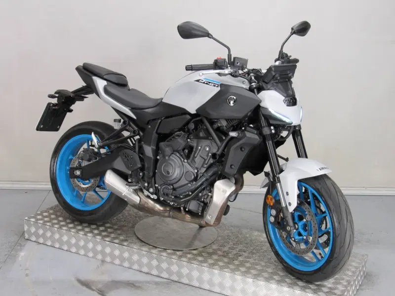 Yamaha MT-07 Y-AMT (2025 - 26) (9)