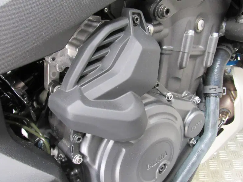 Yamaha MT-07 Y-AMT (2025 - 26) (17)