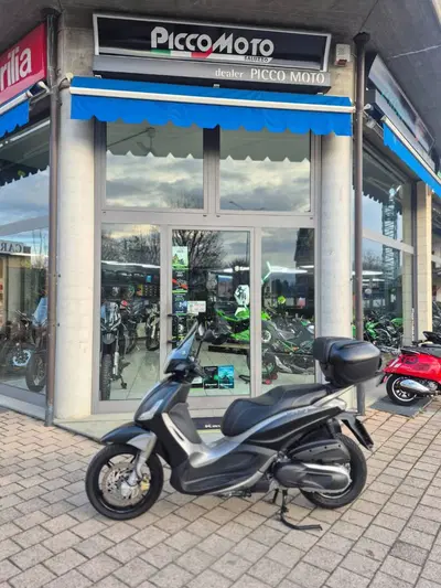Piaggio Beverly 350 SportTouring ie (2011 - 15) usata