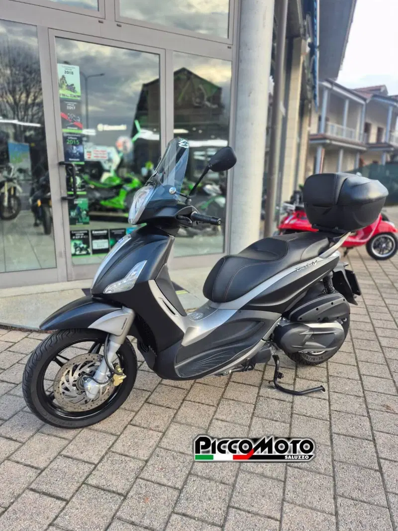 Piaggio Beverly 350 SportTouring ie (2011 - 15) (2)