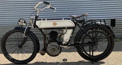  Rubano in un fienile una Riley del 1904!