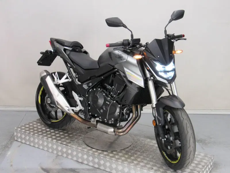 Honda CB 750 Hornet (2023 - 24) (3)
