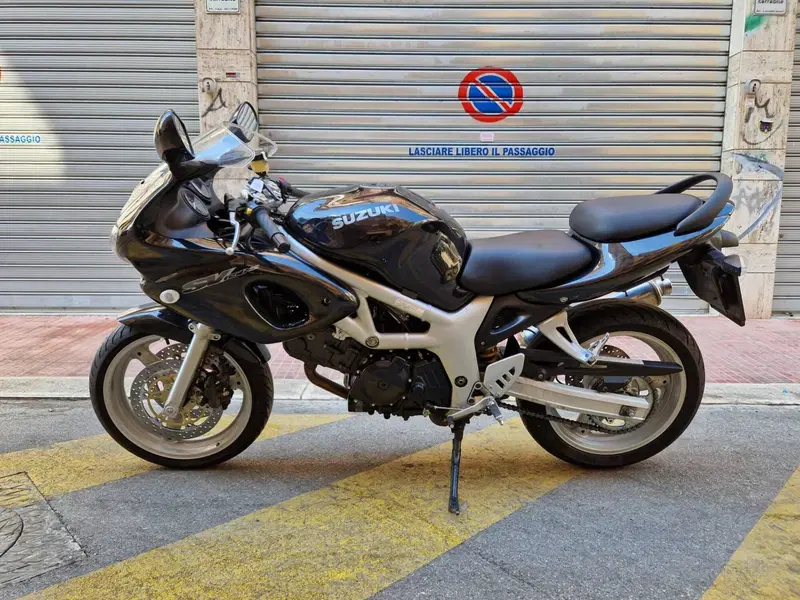 Suzuki SV 650 S (1999 - 02) (3)