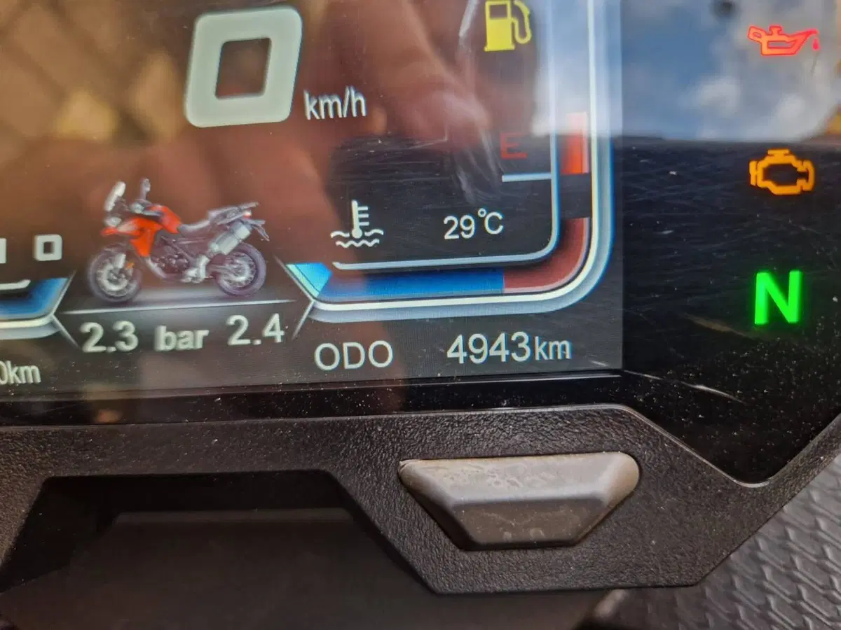 Voge Valico 650DSX (2021 - 24) (4)