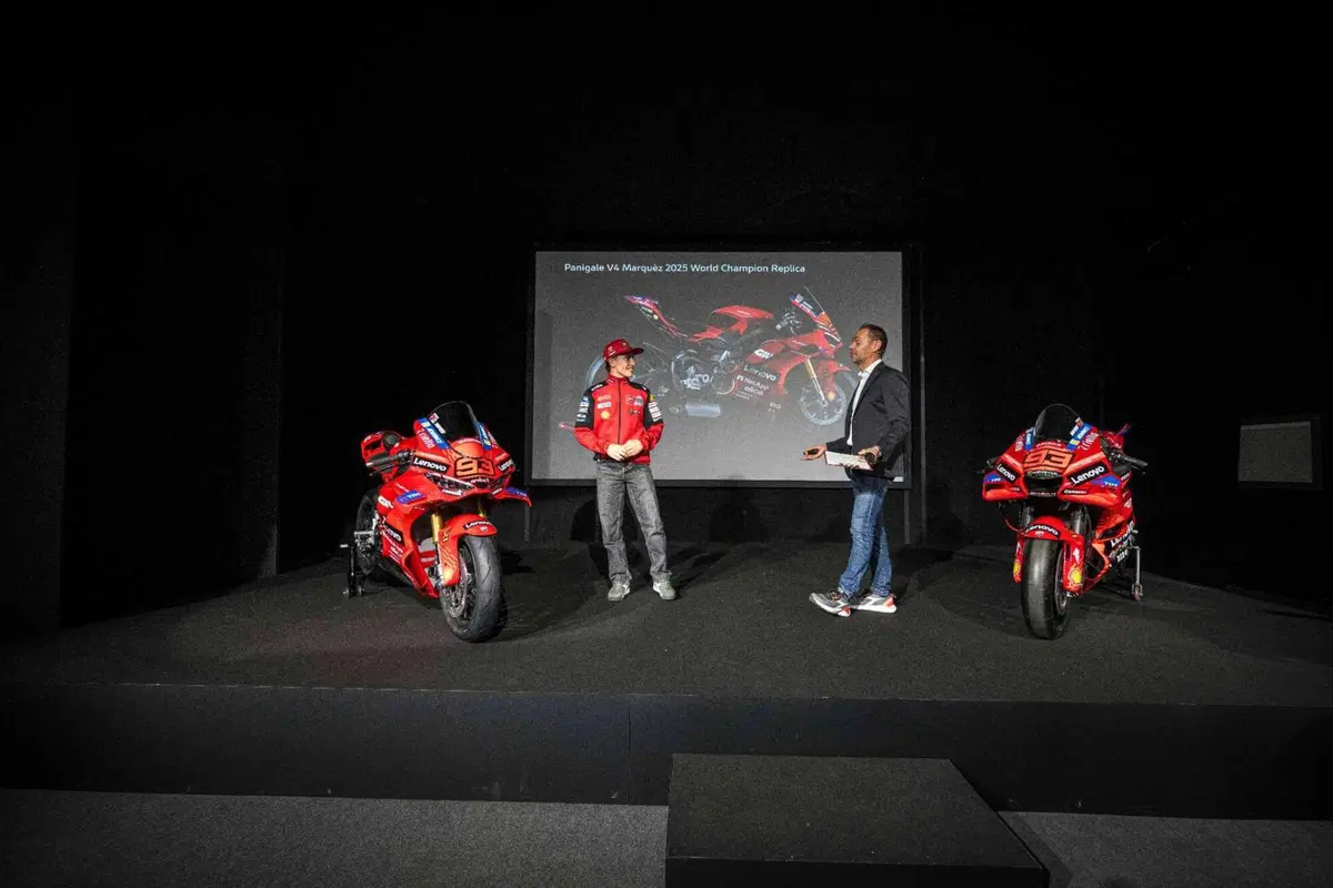 Le MotoGP corrono dentro l'azienda di Borgo Panigale: così Ducati ha festeggiato i suoi campioni (6)