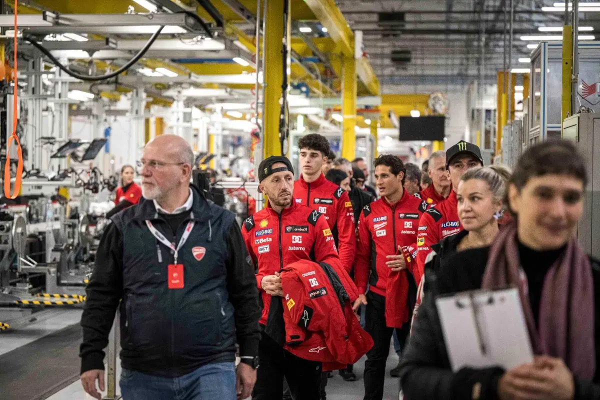 Le MotoGP corrono dentro l'azienda di Borgo Panigale: così Ducati ha festeggiato i suoi campioni (21)