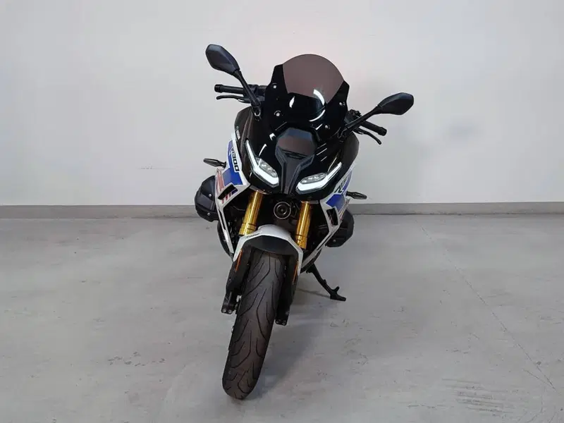 Bmw R 1300 RS (2026) (2)