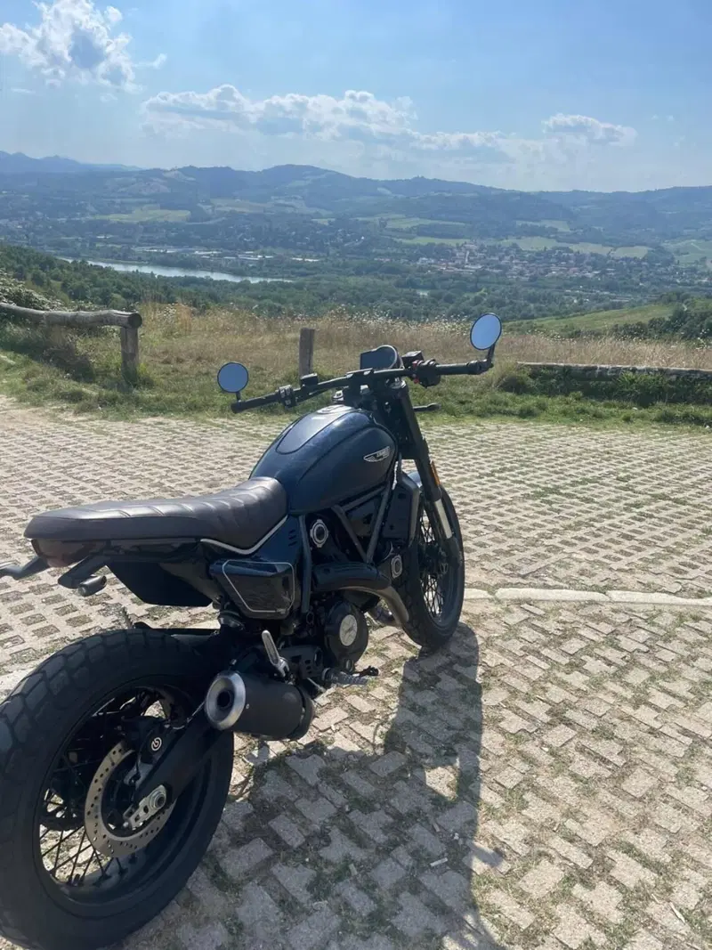 Ducati Scrambler 800 Nightshift (2023 - 24) (2)