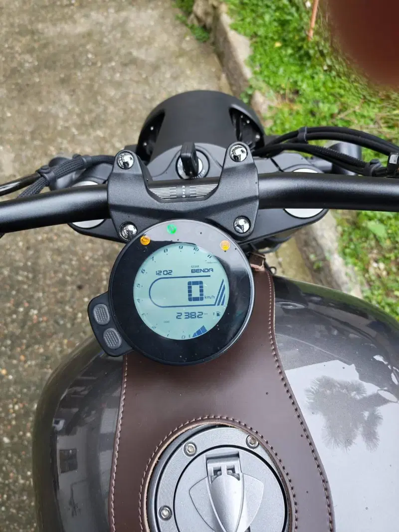 Keeway Motor V302 C (2022 - 26) (3)