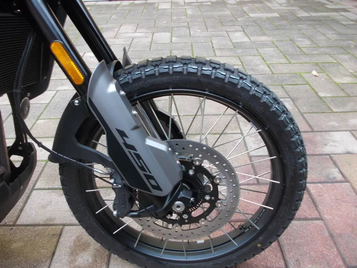 Moto Morini Allthrike 450 (2025 - 26) (5)