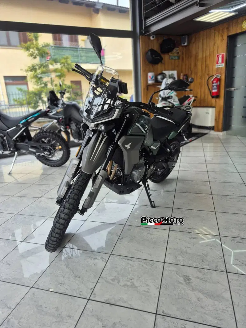 Moto Morini Allthrike 450 (2025 - 26) (3)