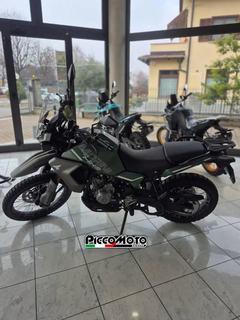 Moto Morini Allthrike 450 (2025 - 26) (5)