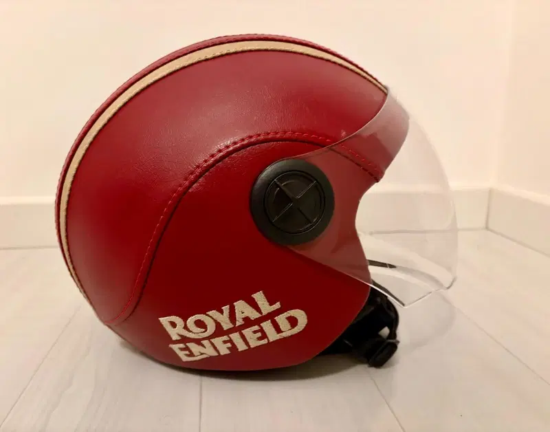 Royal Enfield Classic 350 (2021 - 26) (12)
