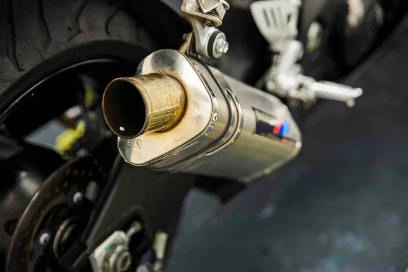Suzuki GSX-R1000 (2005 - 06) (16)