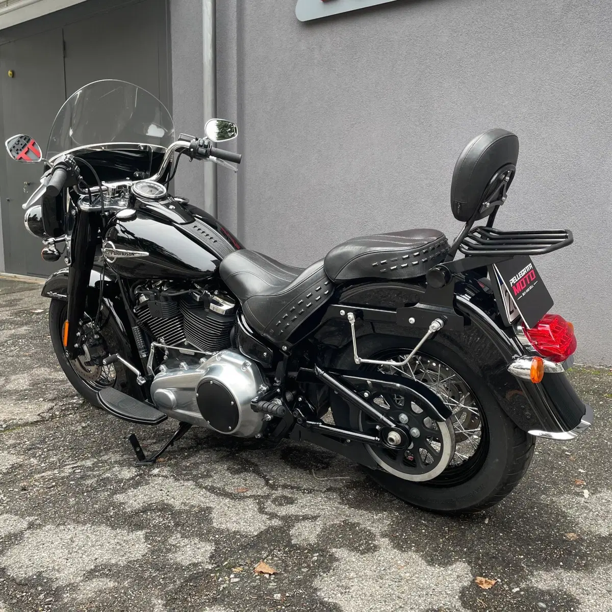 Harley-Davidson 114 Heritage Classic (2018 - 20) - FLHCS (5)
