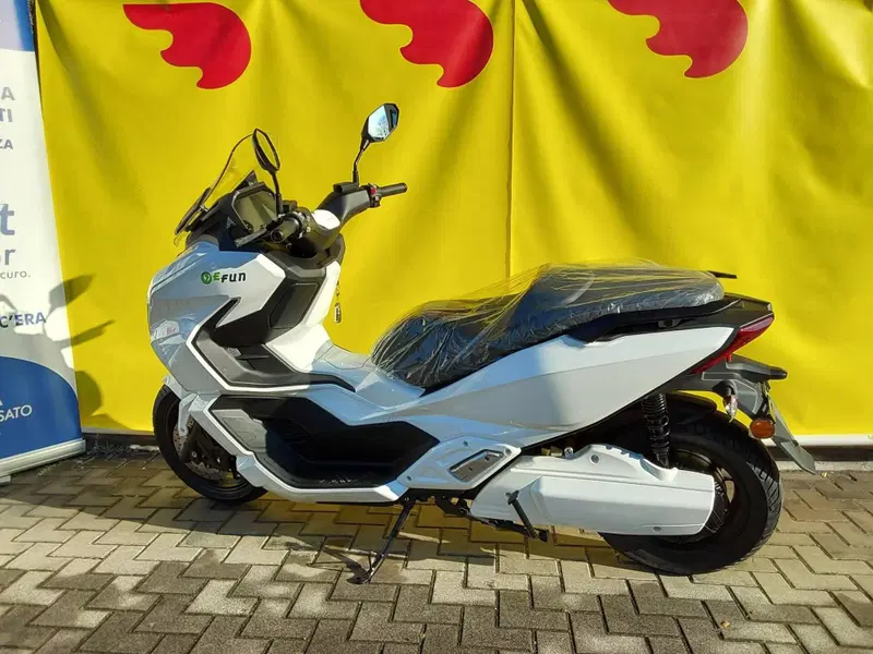 CJR MotorEco Lion 11Kw (2023 - 26) (6)