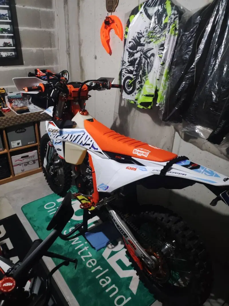 KTM 500 EXC-F Six Days (2024) (4)