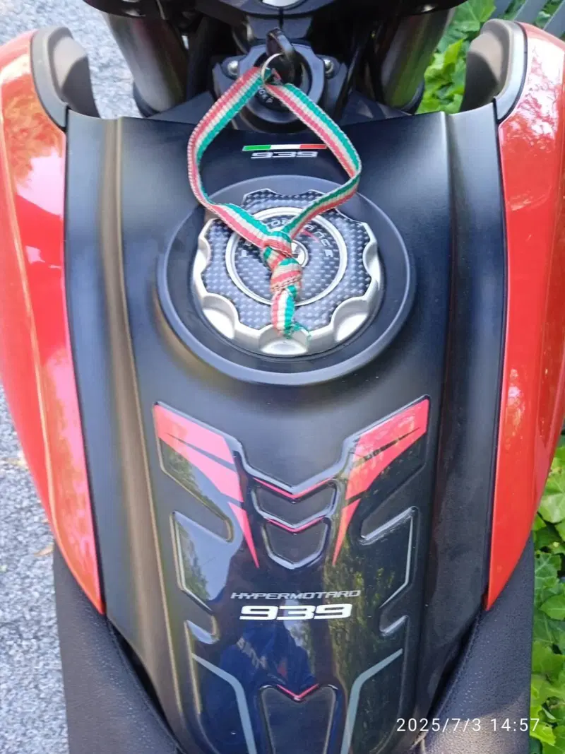 Ducati Hypermotard 939 (2016 - 18) (5)