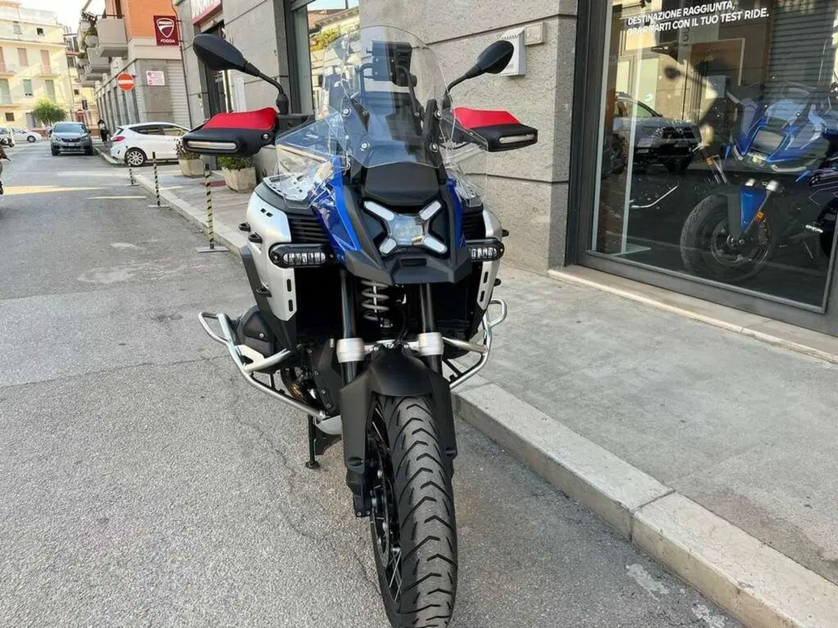 Bmw R 1300 GS Adventure Trophy (2025 - 26) (3)