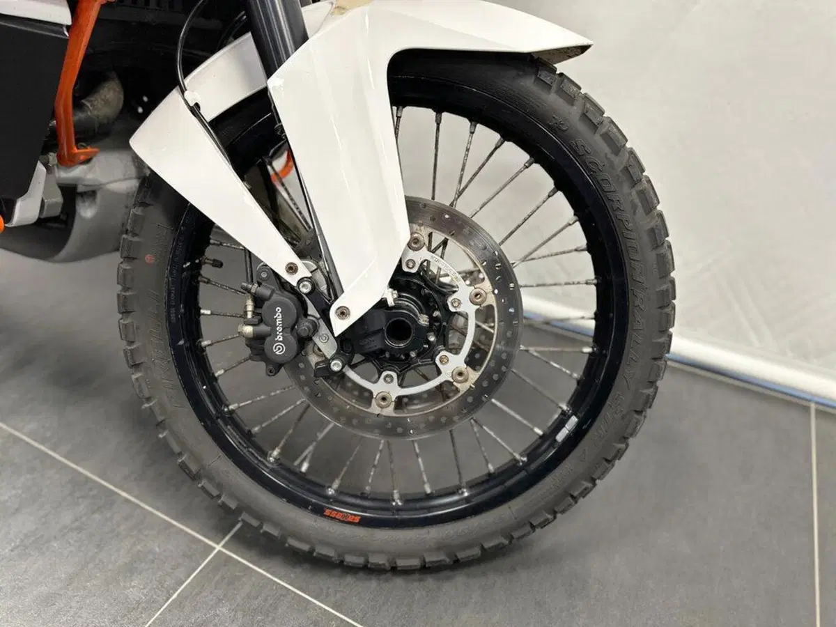 KTM 990 Adventure (2009 - 11) (9)