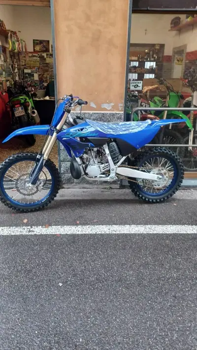 Yamaha YZ 250 (2024) nuova